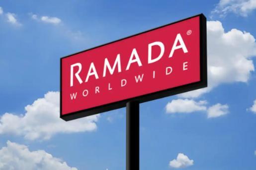 Ramada By Wyndham Indiana Hotel Exterior photo